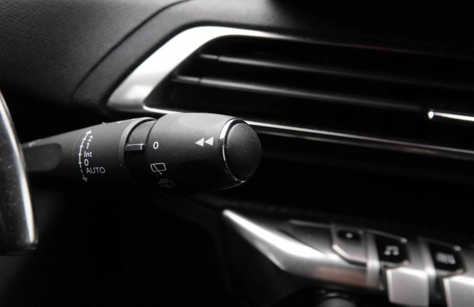 PEUGEOT_PEUGEOT_3008_2551812_16.jpg PEUGEOT_PEUGEOT_3008_2551812_16.jpg