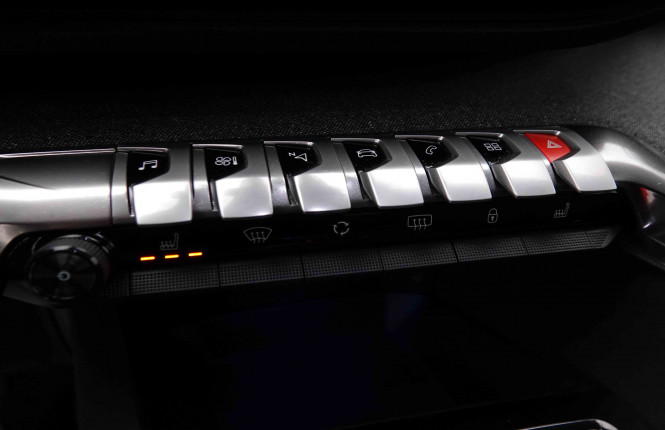 PEUGEOT_PEUGEOT_3008_2651865_36.jpg