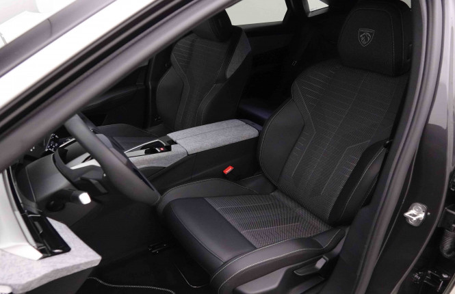 PEUGEOT_PEUGEOT_3008_2652908_7.jpg