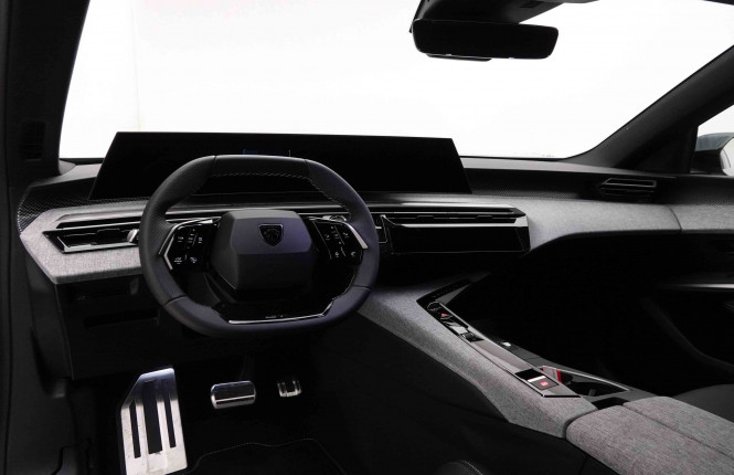 PEUGEOT_PEUGEOT_3008_2652915_8.jpg