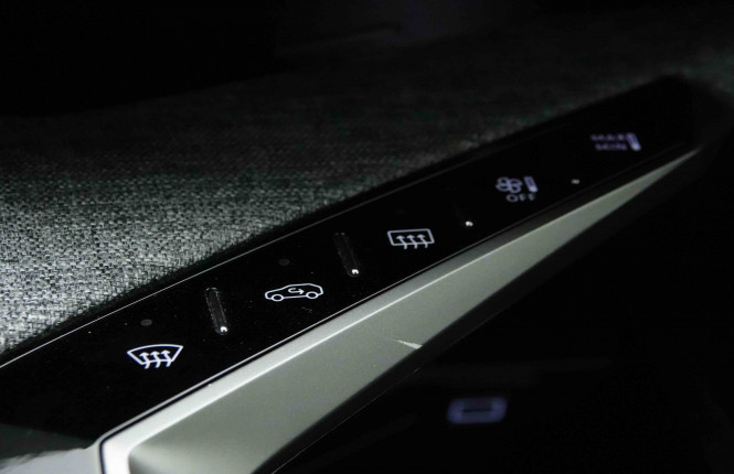 PEUGEOT_PEUGEOT_3008_2652964_14.jpg