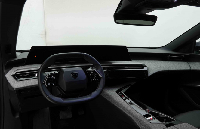 PEUGEOT_PEUGEOT_3008_2652964_7.jpg