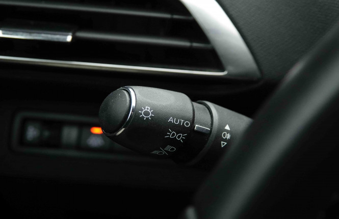 PEUGEOT_PEUGEOT_3008_2653102_17.jpg