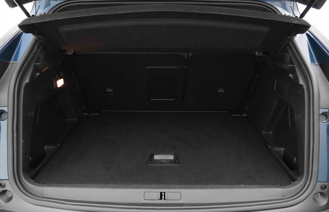 PEUGEOT_PEUGEOT_3008_2653105_5.jpg