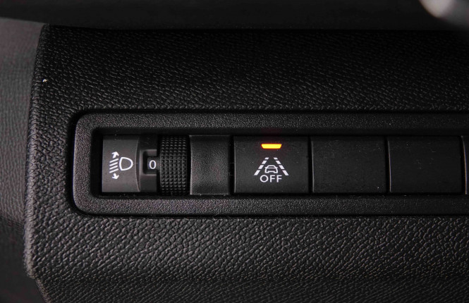 PEUGEOT_PEUGEOT_3008_2653106_19.jpg