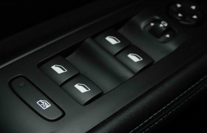 PEUGEOT_PEUGEOT_3008_2653110_19.jpg