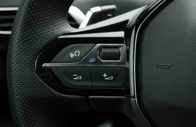 PEUGEOT_PEUGEOT_3008_2654004_20.jpg PEUGEOT_PEUGEOT_3008_2654004_20.jpg