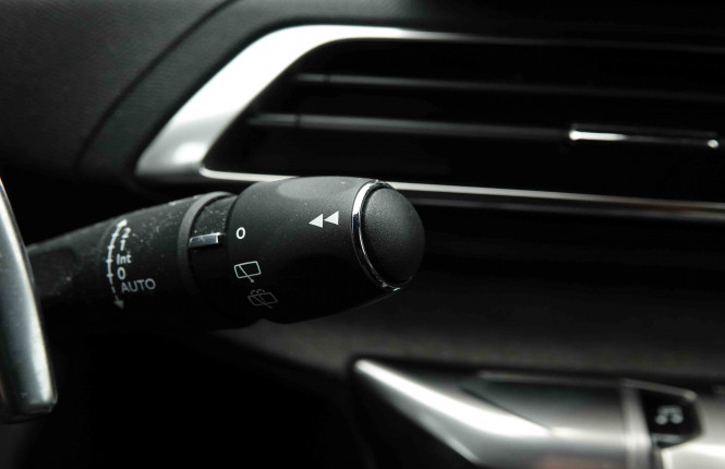 PEUGEOT_PEUGEOT_3008_2654448_17.jpg PEUGEOT_PEUGEOT_3008_2654448_17.jpg
