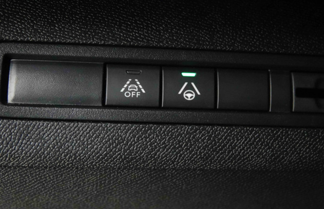 PEUGEOT_PEUGEOT_3008_2654450_21.jpg