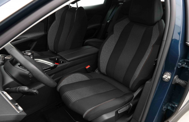 PEUGEOT_PEUGEOT_3008_2654532_6.jpg