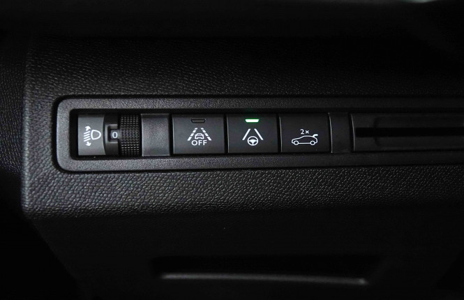 PEUGEOT_PEUGEOT_3008_2654669_22.jpg PEUGEOT_PEUGEOT_3008_2654669_22.jpg