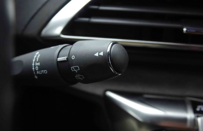 PEUGEOT_PEUGEOT_3008_2655125_17.jpg PEUGEOT_PEUGEOT_3008_2655125_17.jpg