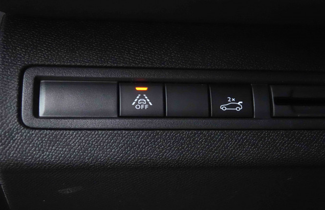 PEUGEOT_PEUGEOT_3008_2655125_21.jpg PEUGEOT_PEUGEOT_3008_2655125_21.jpg