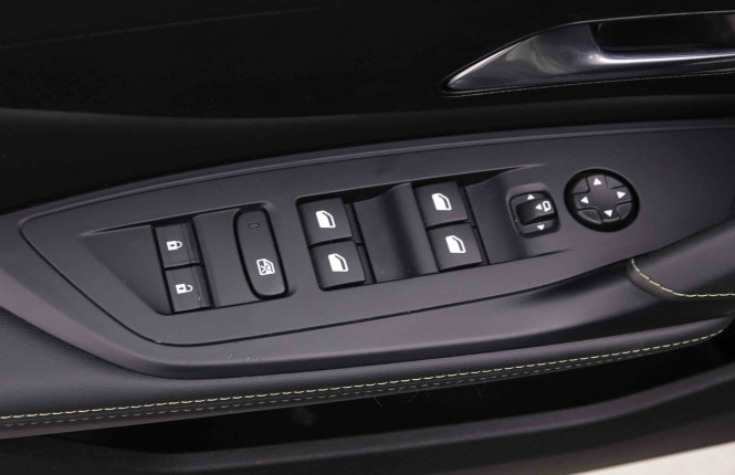 PEUGEOT_PEUGEOT_308_2547299_20.jpg
