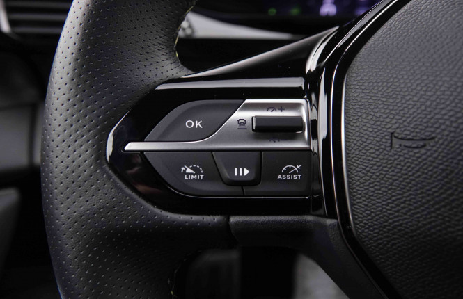 PEUGEOT_PEUGEOT_308_2547824_18.jpg
