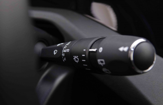 PEUGEOT_PEUGEOT_308_2548263_18.jpg