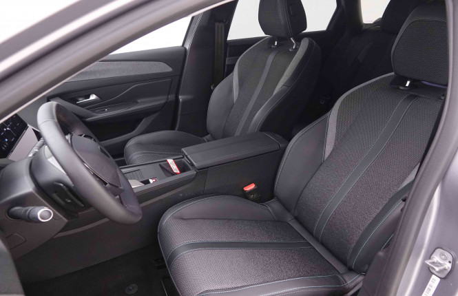PEUGEOT_PEUGEOT_308_2548268_6.jpg