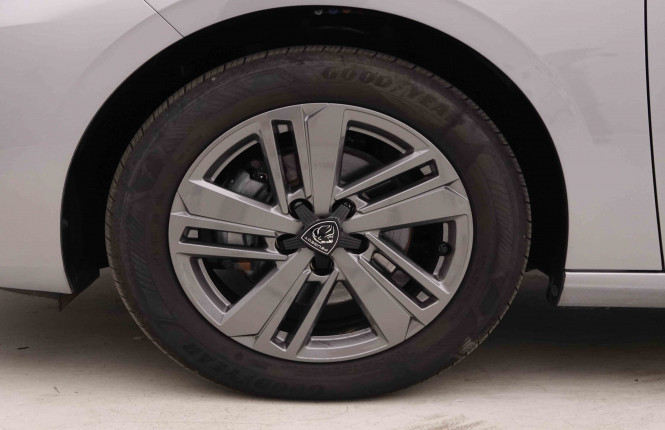 PEUGEOT_PEUGEOT_308_2548536_18.jpg
