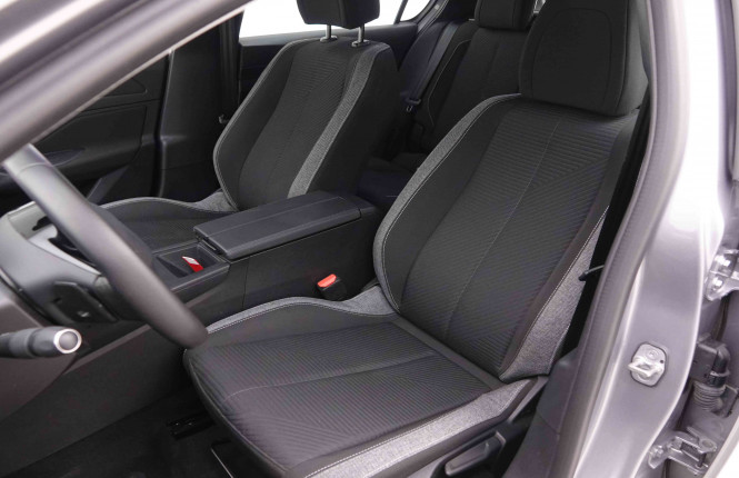 PEUGEOT_PEUGEOT_308_2548536_6.jpg