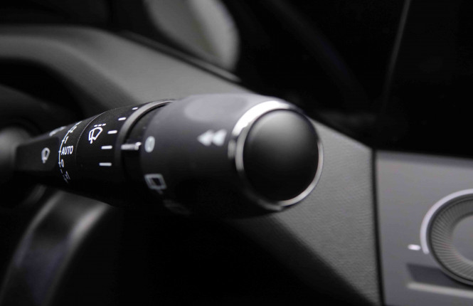 PEUGEOT_PEUGEOT_308_2550391_16.jpg PEUGEOT_PEUGEOT_308_2550391_16.jpg