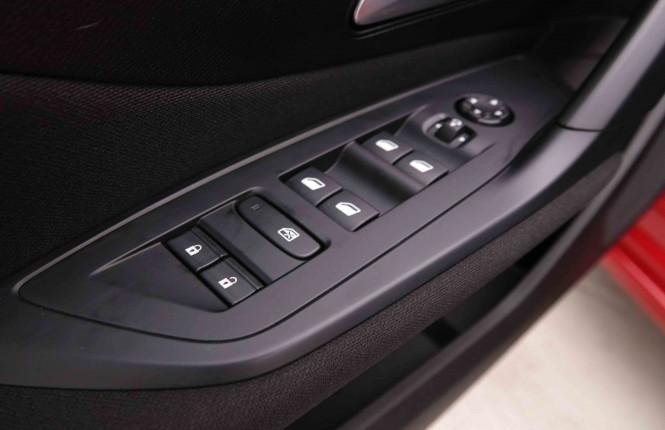 PEUGEOT_PEUGEOT_308_2550391_19.jpg PEUGEOT_PEUGEOT_308_2550391_19.jpg