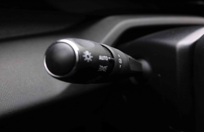 PEUGEOT_PEUGEOT_308_2550397_16.jpg PEUGEOT_PEUGEOT_308_2550397_16.jpg