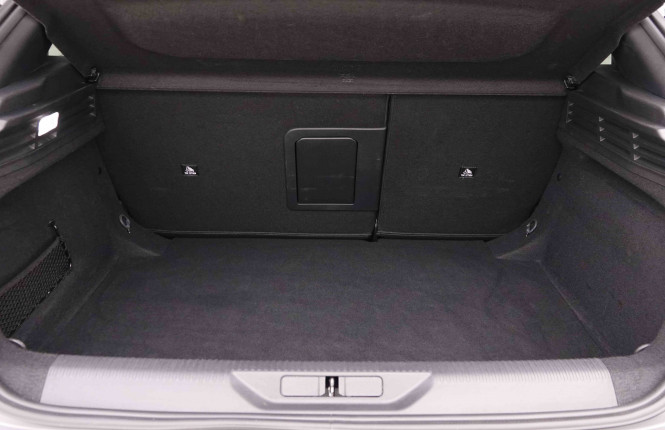 PEUGEOT_PEUGEOT_308_2550963_5.jpg PEUGEOT_PEUGEOT_308_2550963_5.jpg