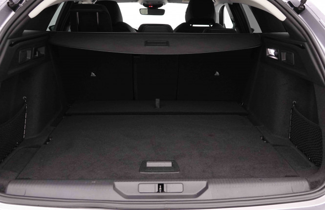 PEUGEOT_PEUGEOT_308_2550968_5.jpg