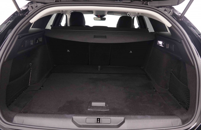 PEUGEOT_PEUGEOT_308_2550969_5.jpg