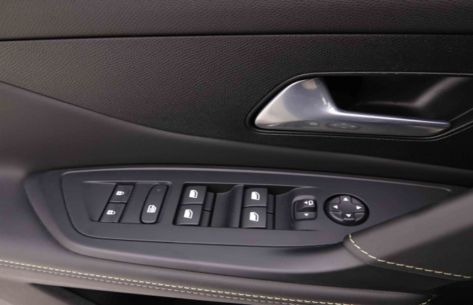 PEUGEOT_PEUGEOT_308_2550989_20.jpg