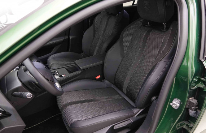 PEUGEOT_PEUGEOT_308_2550990_6.jpg