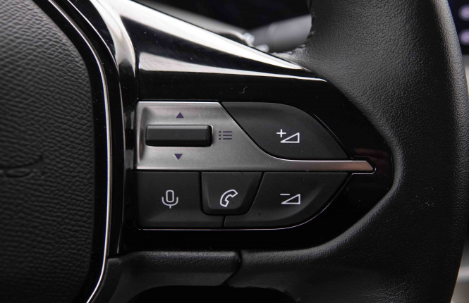 PEUGEOT_PEUGEOT_308_2551332_18.jpg PEUGEOT_PEUGEOT_308_2551332_18.jpg