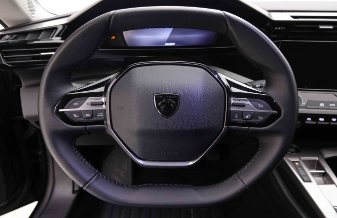 PEUGEOT_PEUGEOT_308_2551341_8.jpg