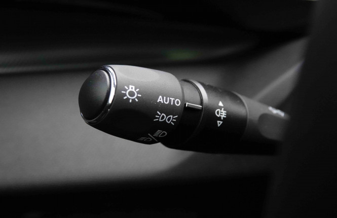 PEUGEOT_PEUGEOT_308_2652091_17.jpg PEUGEOT_PEUGEOT_308_2652091_17.jpg