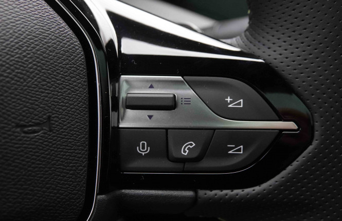 PEUGEOT_PEUGEOT_308_2652091_20.jpg PEUGEOT_PEUGEOT_308_2652091_20.jpg