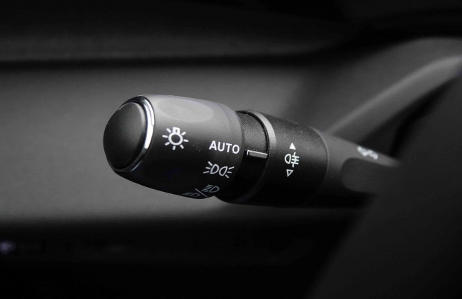 PEUGEOT_PEUGEOT_308_2652098_16.jpg PEUGEOT_PEUGEOT_308_2652098_16.jpg