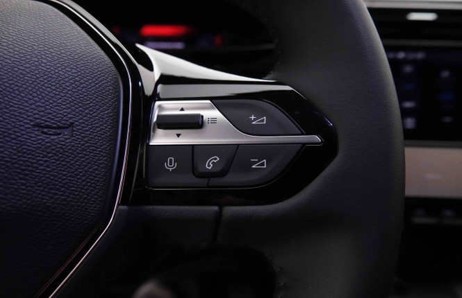 PEUGEOT_PEUGEOT_308_2652100_18.jpg PEUGEOT_PEUGEOT_308_2652100_18.jpg