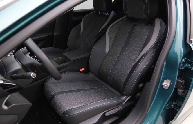 PEUGEOT_PEUGEOT_308_2652100_6.jpg PEUGEOT_PEUGEOT_308_2652100_6.jpg