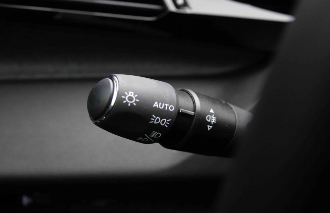 PEUGEOT_PEUGEOT_308_2652102_15.jpg PEUGEOT_PEUGEOT_308_2652102_15.jpg