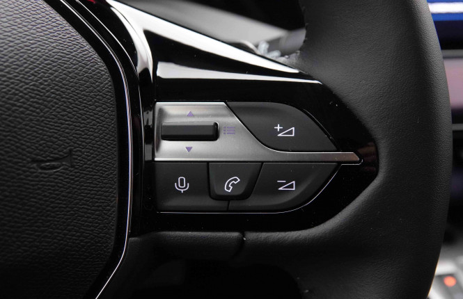 PEUGEOT_PEUGEOT_308_2652102_18.jpg PEUGEOT_PEUGEOT_308_2652102_18.jpg