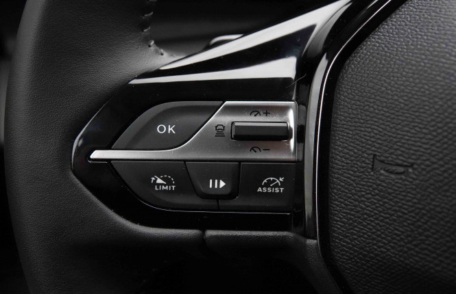 PEUGEOT_PEUGEOT_308_2652104_18.jpg PEUGEOT_PEUGEOT_308_2652104_18.jpg