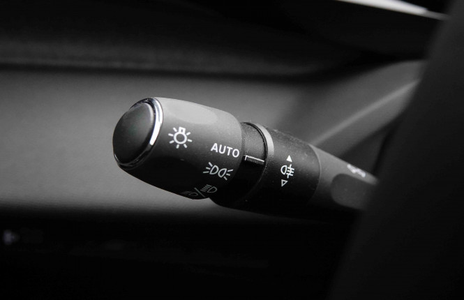 PEUGEOT_PEUGEOT_308_2652257_16.jpg PEUGEOT_PEUGEOT_308_2652257_16.jpg