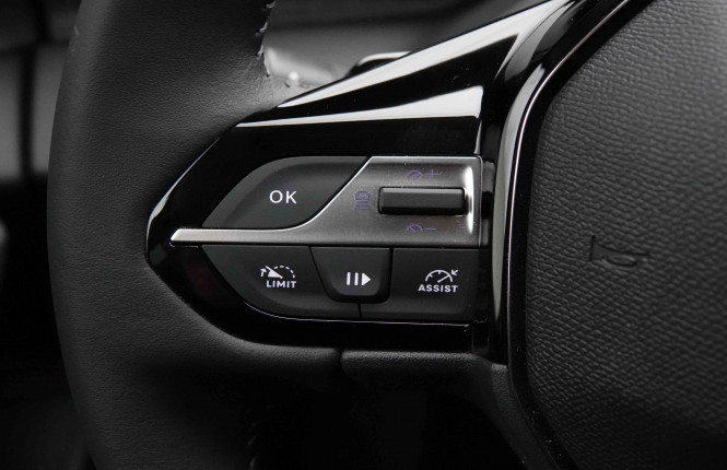 PEUGEOT_PEUGEOT_308_2652257_18.jpg PEUGEOT_PEUGEOT_308_2652257_18.jpg