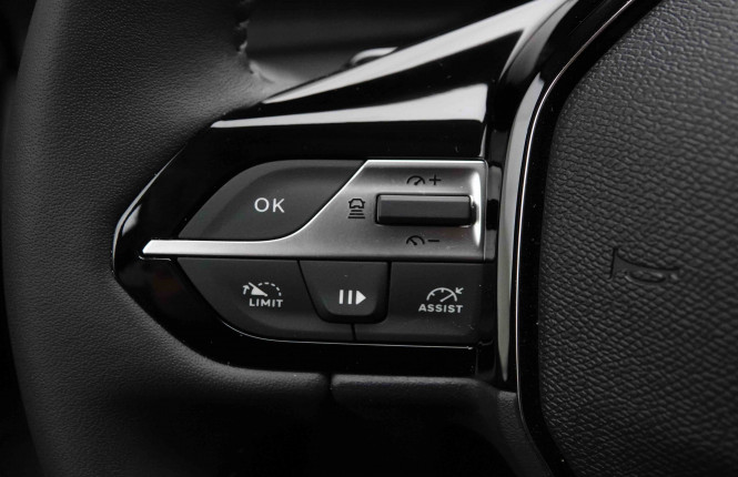 PEUGEOT_PEUGEOT_308_2652258_18.jpg PEUGEOT_PEUGEOT_308_2652258_18.jpg