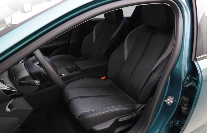 PEUGEOT_PEUGEOT_308_2652258_6.jpg PEUGEOT_PEUGEOT_308_2652258_6.jpg