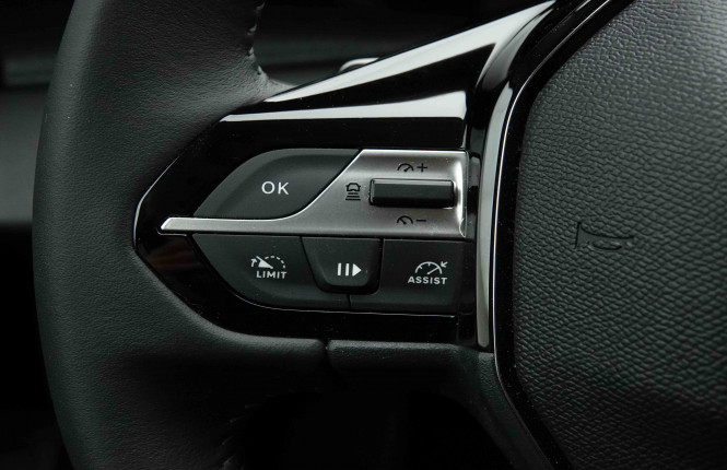 PEUGEOT_PEUGEOT_308_2653644_18.jpg