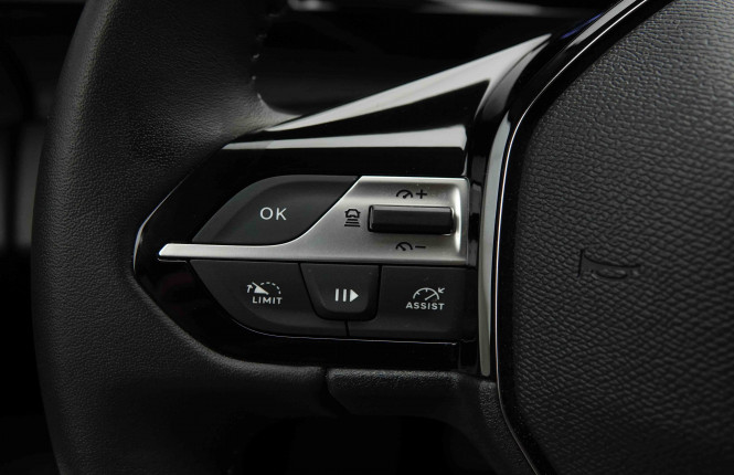PEUGEOT_PEUGEOT_308_2653862_17.jpg PEUGEOT_PEUGEOT_308_2653862_17.jpg