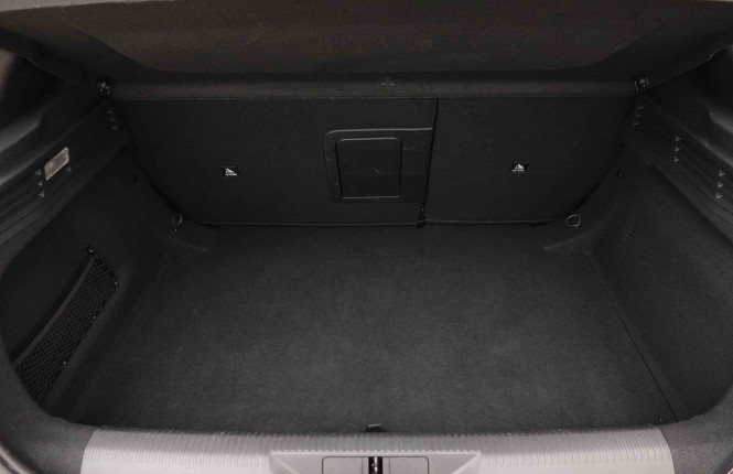 PEUGEOT_PEUGEOT_308_2653870_5.jpg