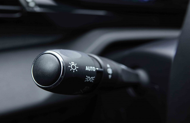 PEUGEOT_PEUGEOT_308_2655085_14.jpg PEUGEOT_PEUGEOT_308_2655085_14.jpg