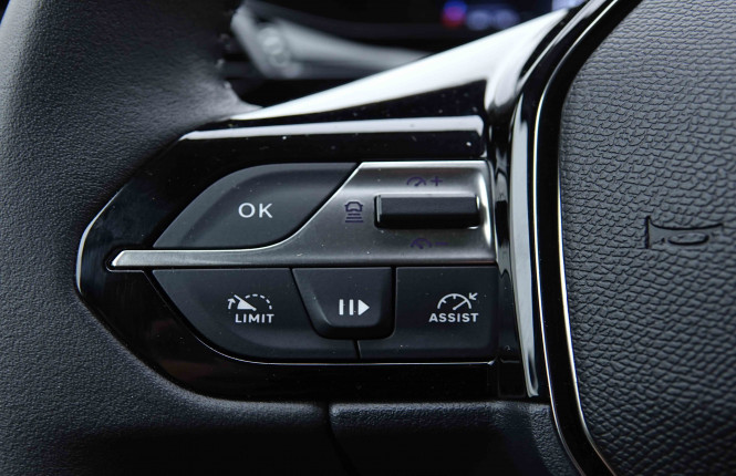 PEUGEOT_PEUGEOT_308_2655085_16.jpg PEUGEOT_PEUGEOT_308_2655085_16.jpg